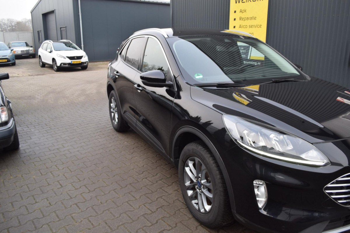 Ford Kuga - foto 4