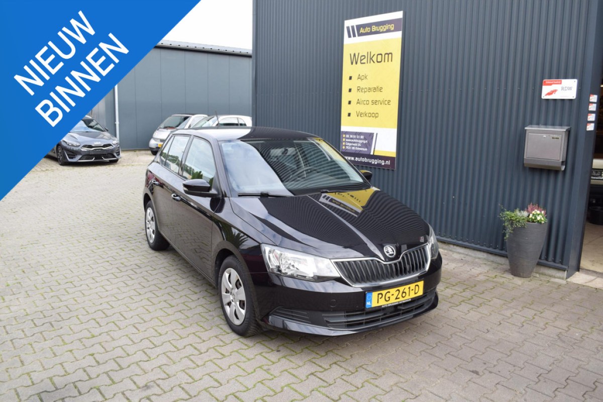 Skoda Fabia 1.0 Active Apple carplay - foto 1
