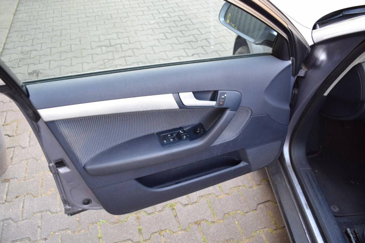 Audi A3 Sportback 1.6 FSI Attraction - foto 8