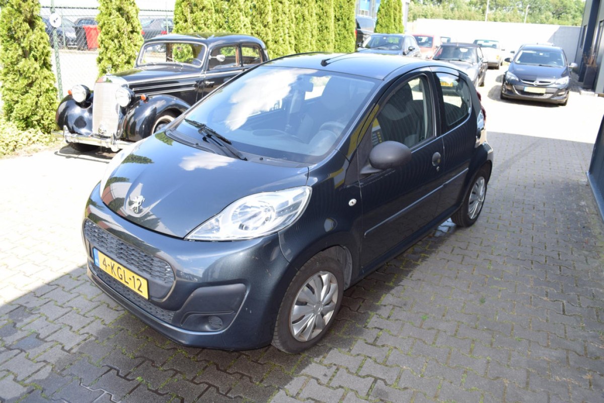 Peugeot 107 1.0 Access Accent - foto 3