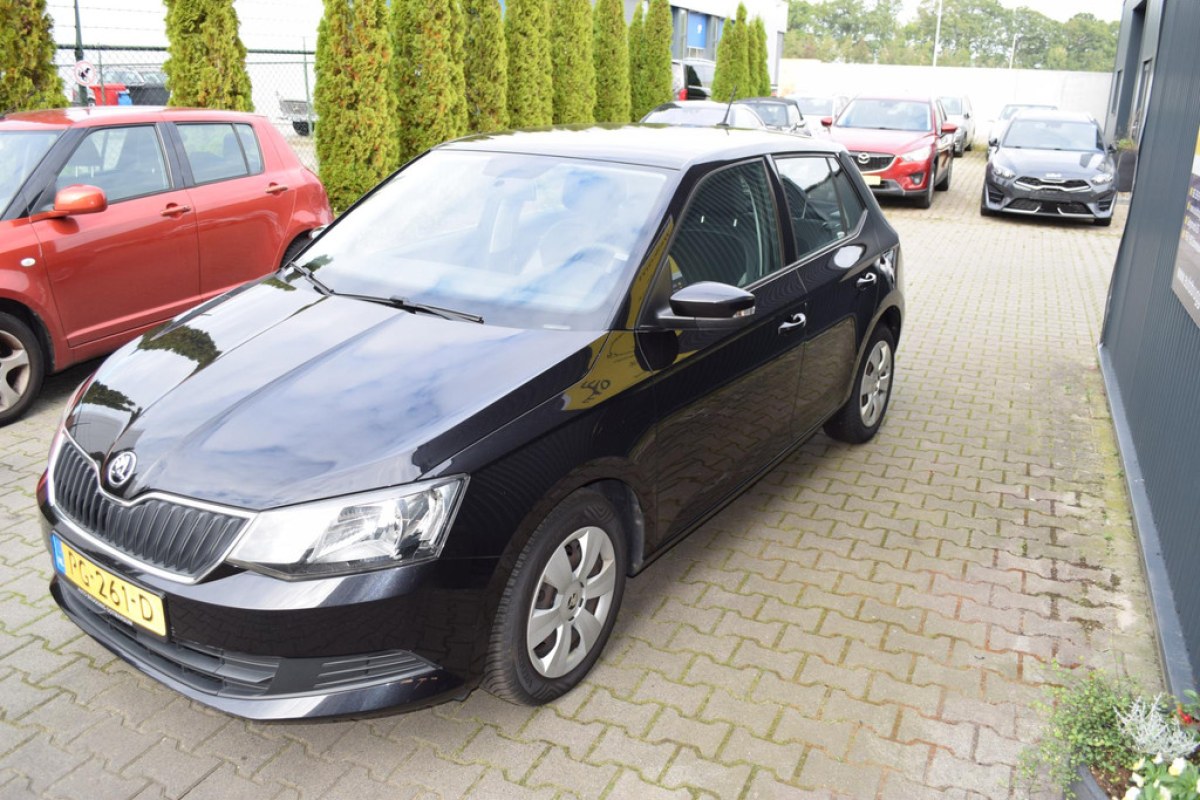 Skoda Fabia 1.0 Active Apple carplay - foto 3