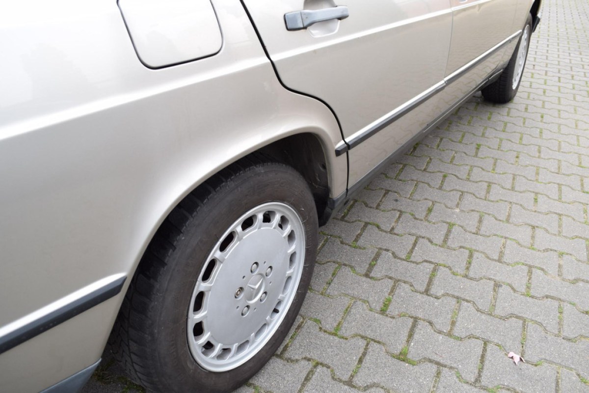 Mercedes-Benz 190-serie 2.0 D - foto 8