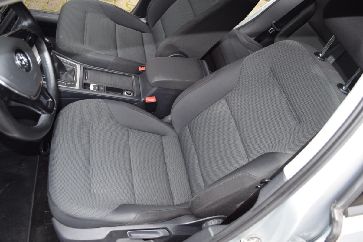 Volkswagen Golf Variant 1.2 TSI Comfortline - foto 20