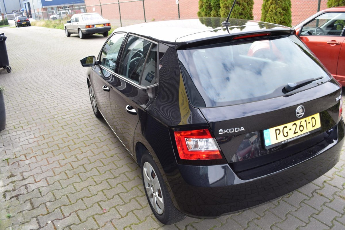 Skoda Fabia 1.0 Active Apple carplay - foto 7