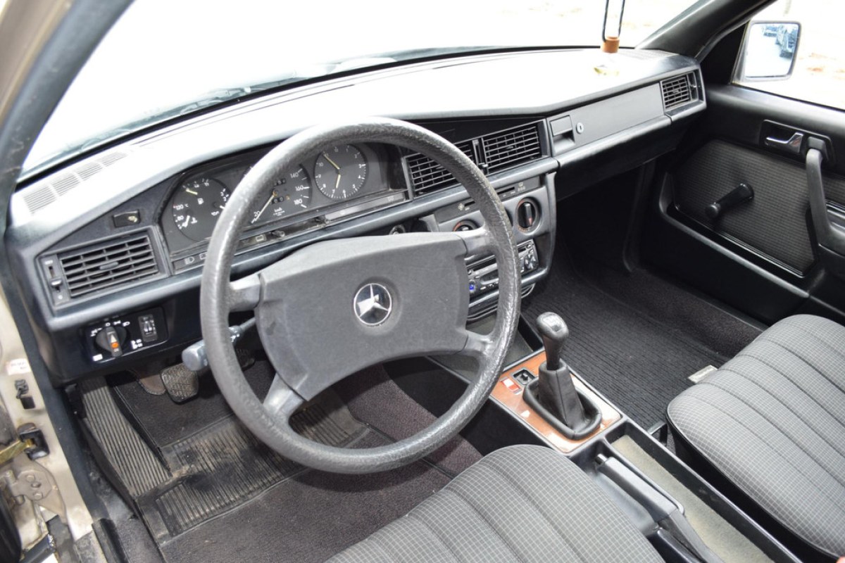 Mercedes-Benz 190-serie 2.0 D - foto 16