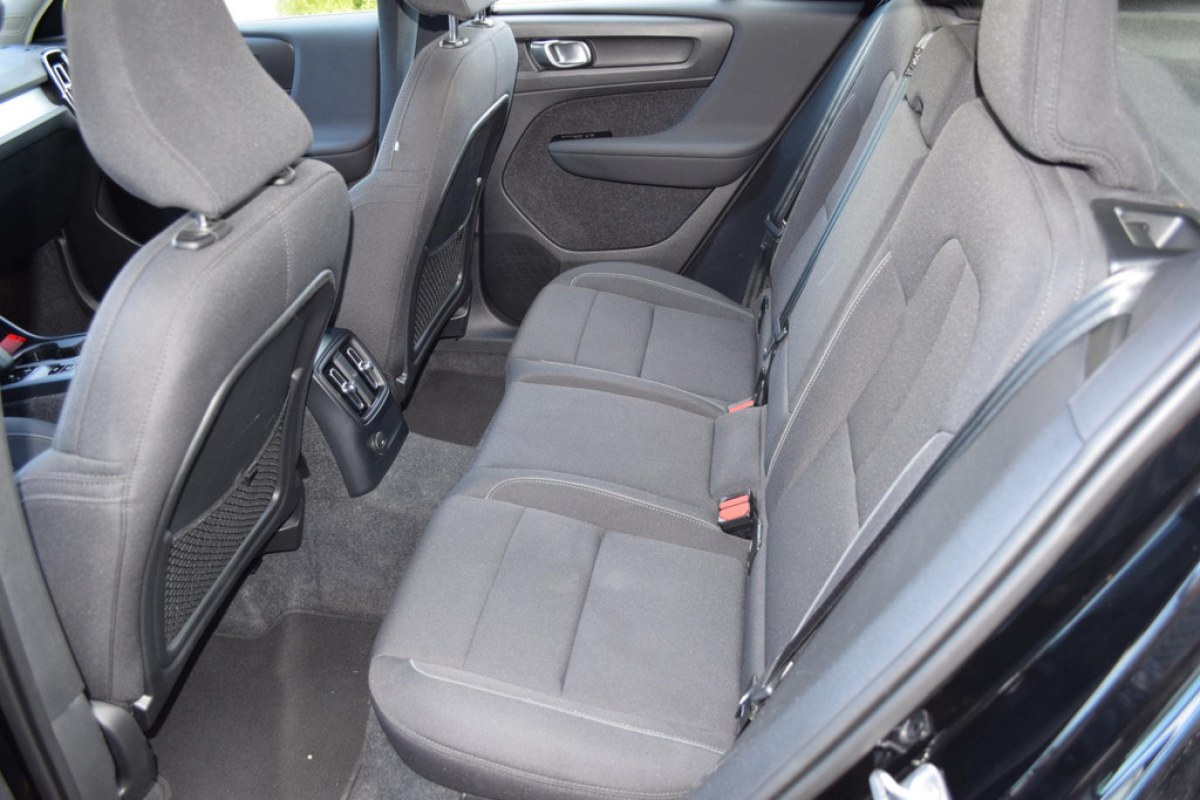 Volvo XC40 1.5 T4 Recharge R-Design - foto 12