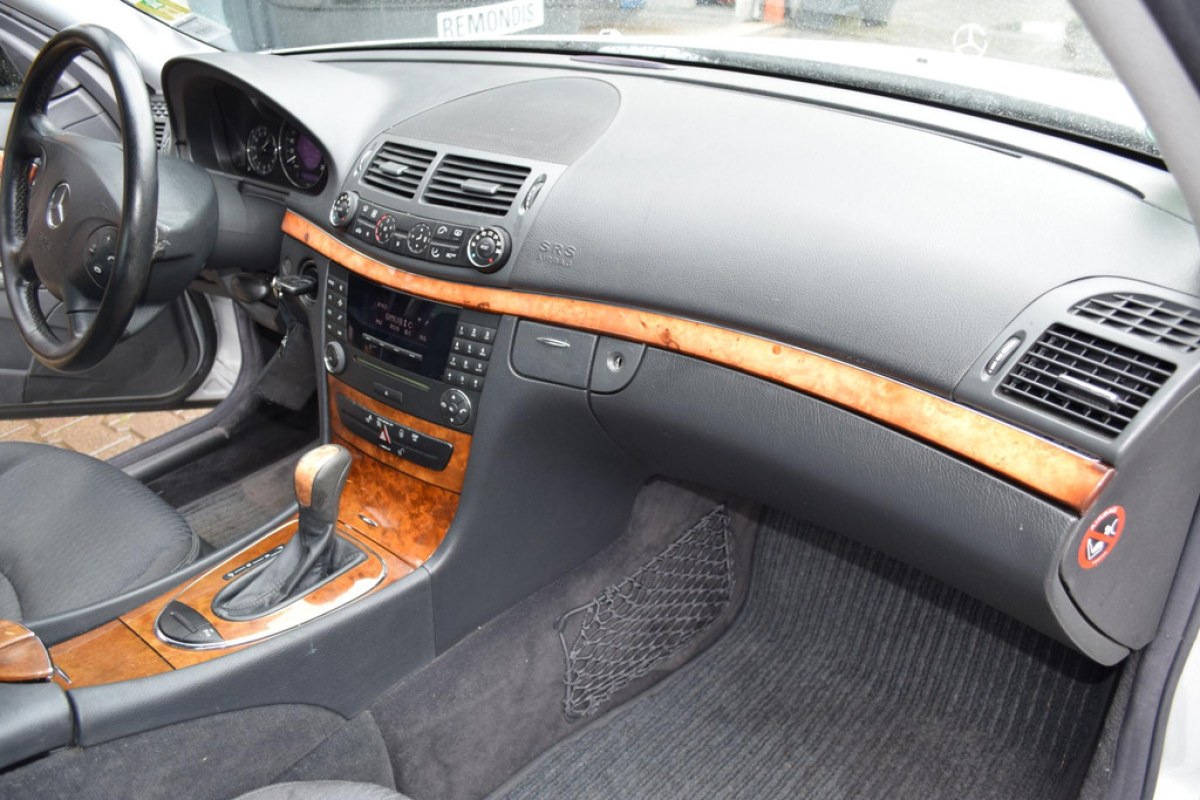Mercedes-Benz E-klasse 2,4 elegance - foto 20