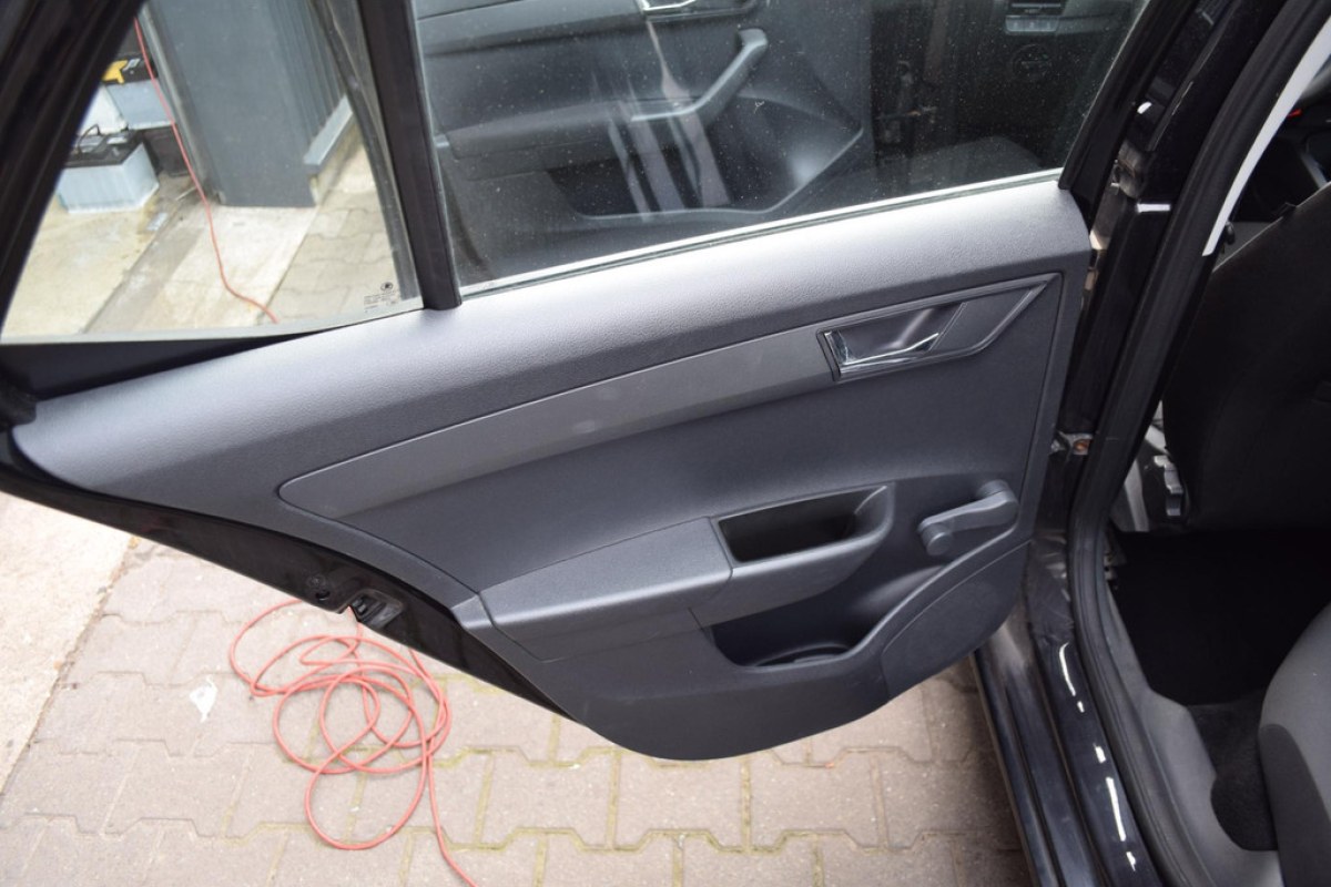 Skoda Fabia 1.0 Active Apple carplay - foto 10